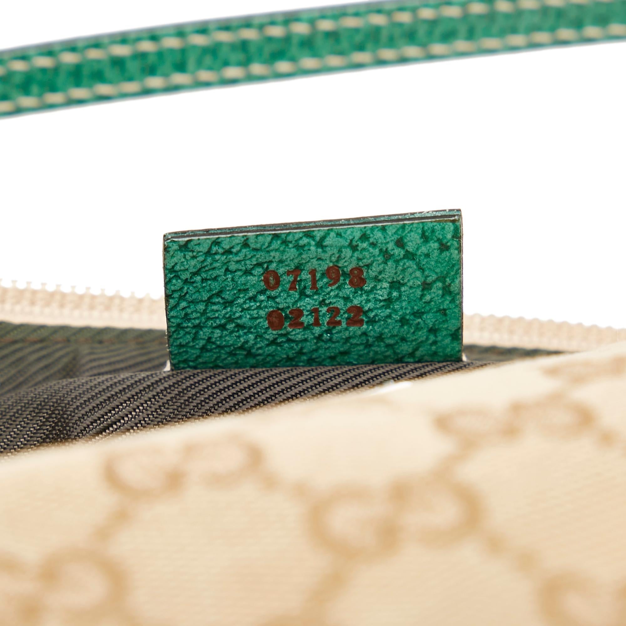 Gucci GG Canvas Boat Baguette (SHG-27207)