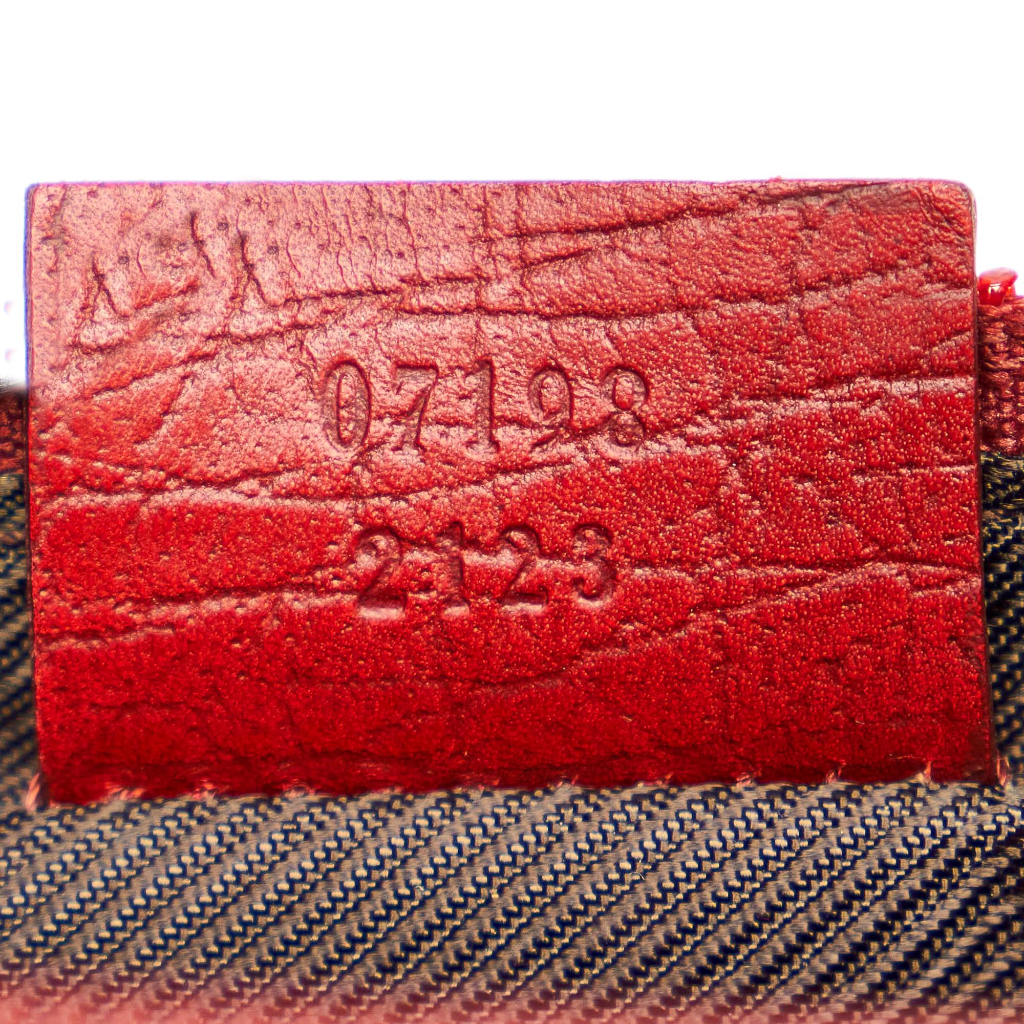 Gucci GG Canvas Boat Baguette (SHG-29306)