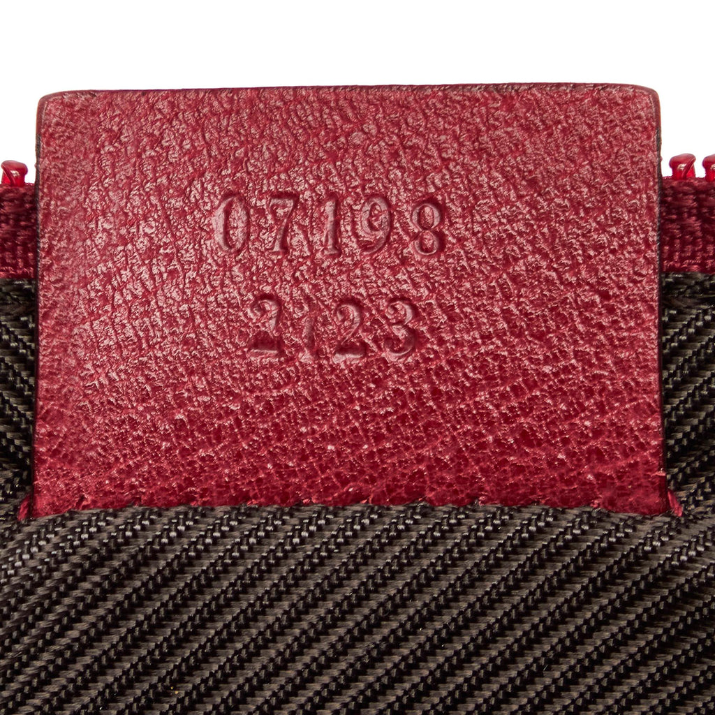 Gucci GG Canvas Boat Baguette (SHG-29455)