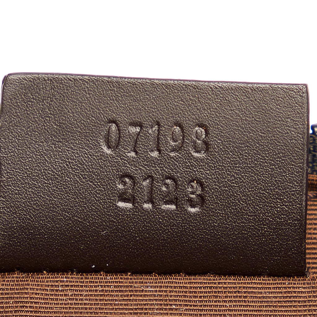 Gucci GG Canvas Boat Baguette (SHG-30880)