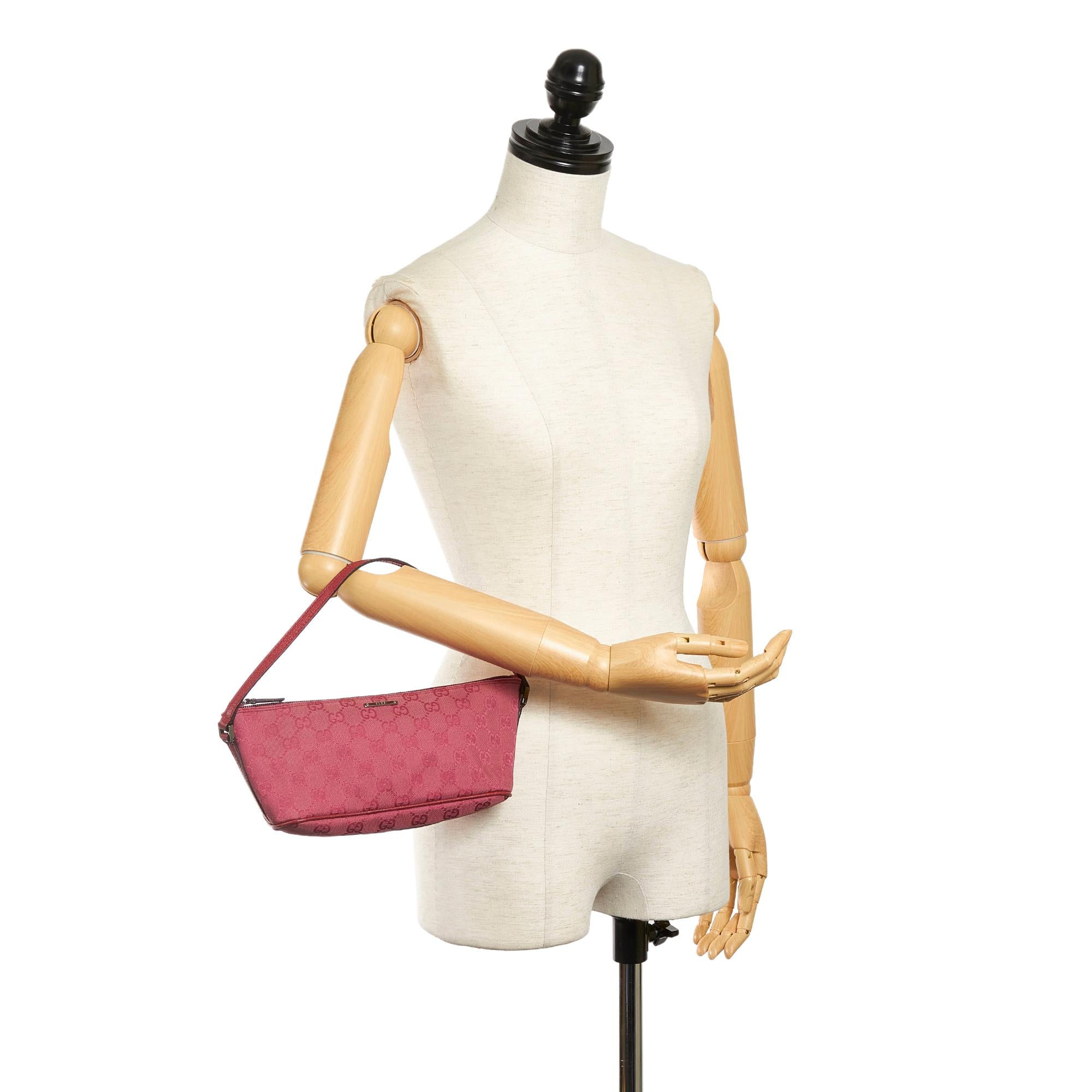 Gucci GG Canvas Boat Baguette (SHG-31572)