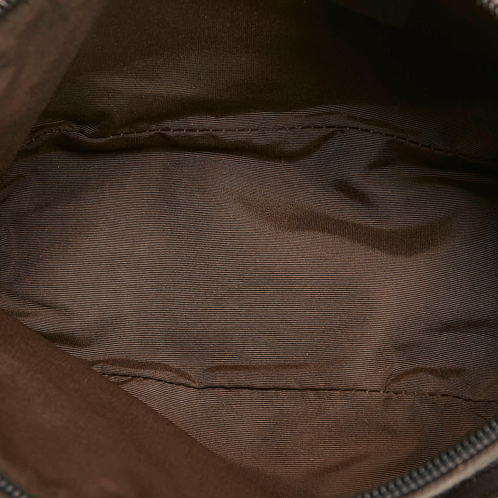 Gucci GG Canvas Boat Baguette (SHG-31611)