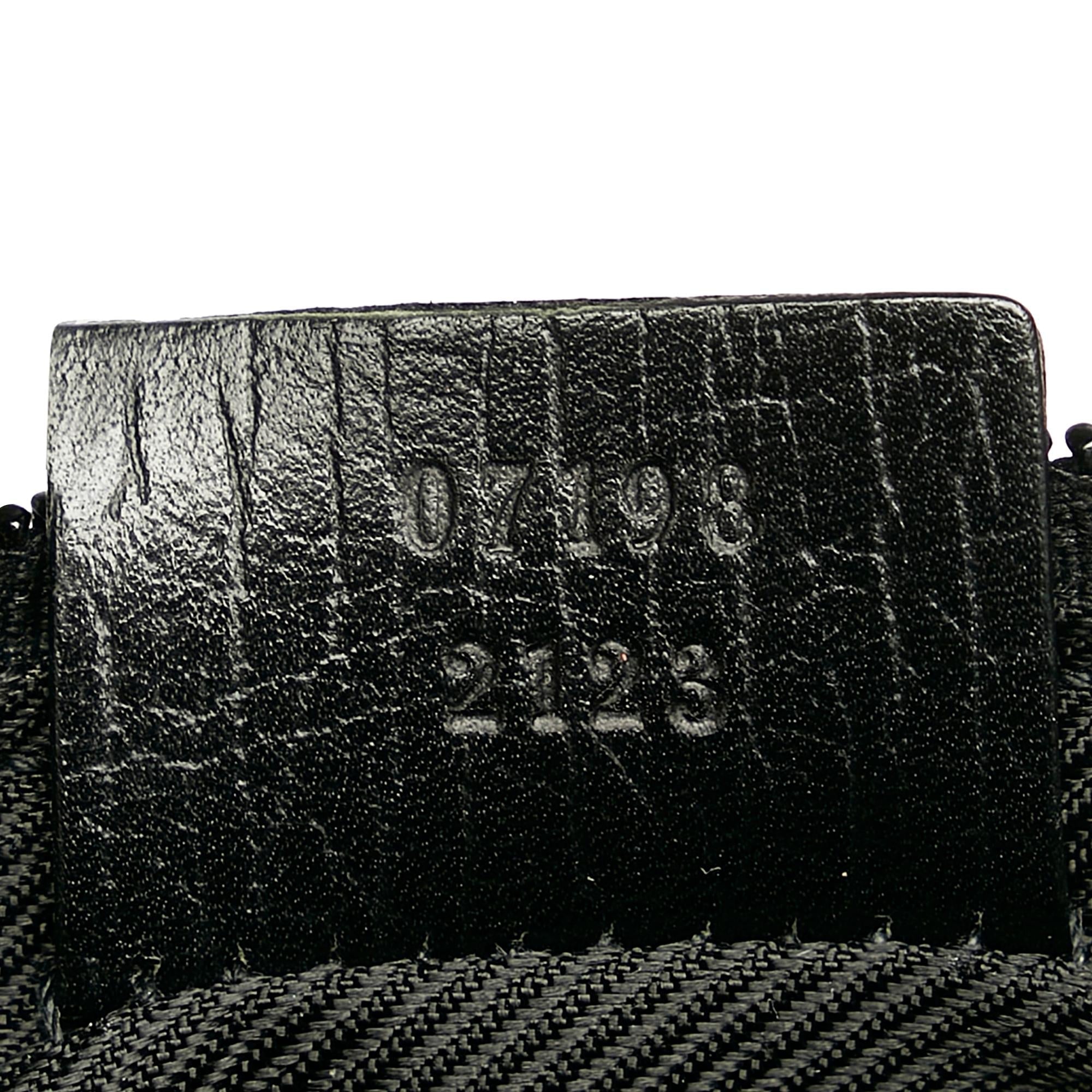 Gucci GG Canvas Boat Baguette (SHG-31770)