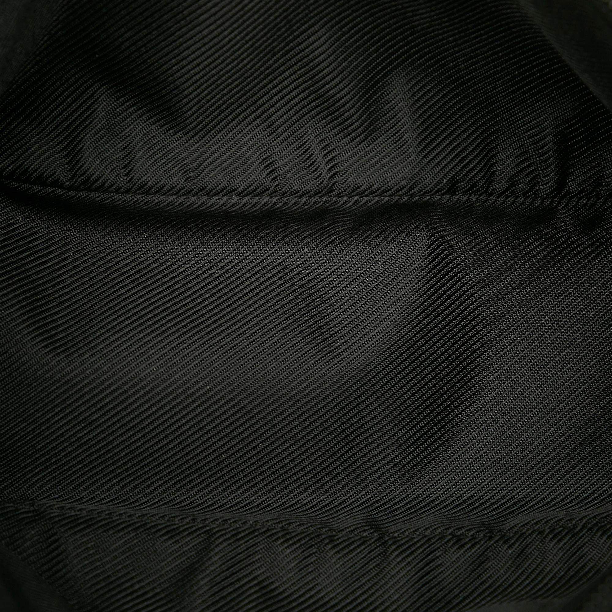 Gucci GG Canvas Boat Baguette (SHG-31770)
