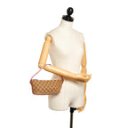 Gucci GG Canvas Boat Baguette (SHG-32021)