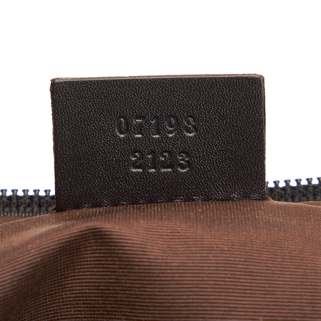 Gucci GG Canvas Boat Baguette (SHG-32079)