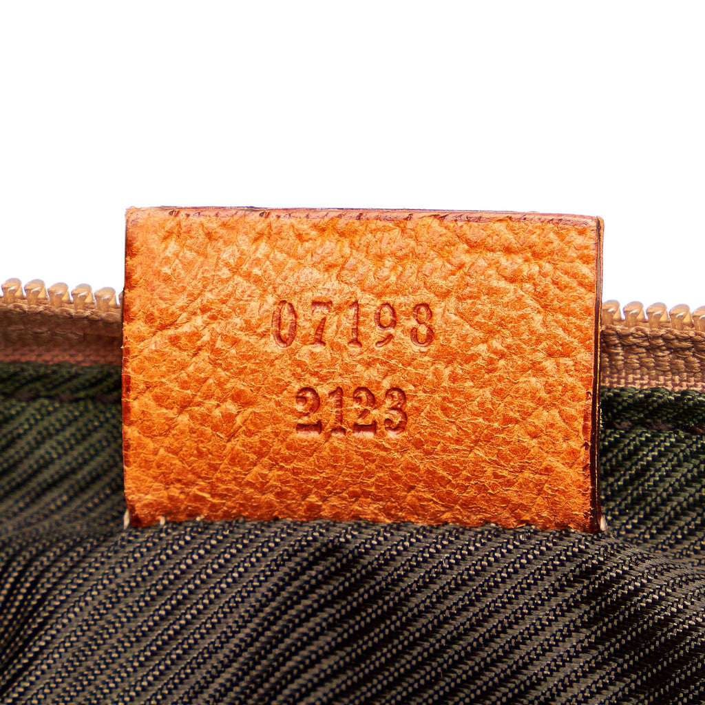 Gucci GG Canvas Boat Baguette (SHG-32386)