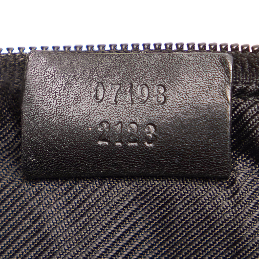 Gucci GG Canvas Boat Baguette (SHG-32409)
