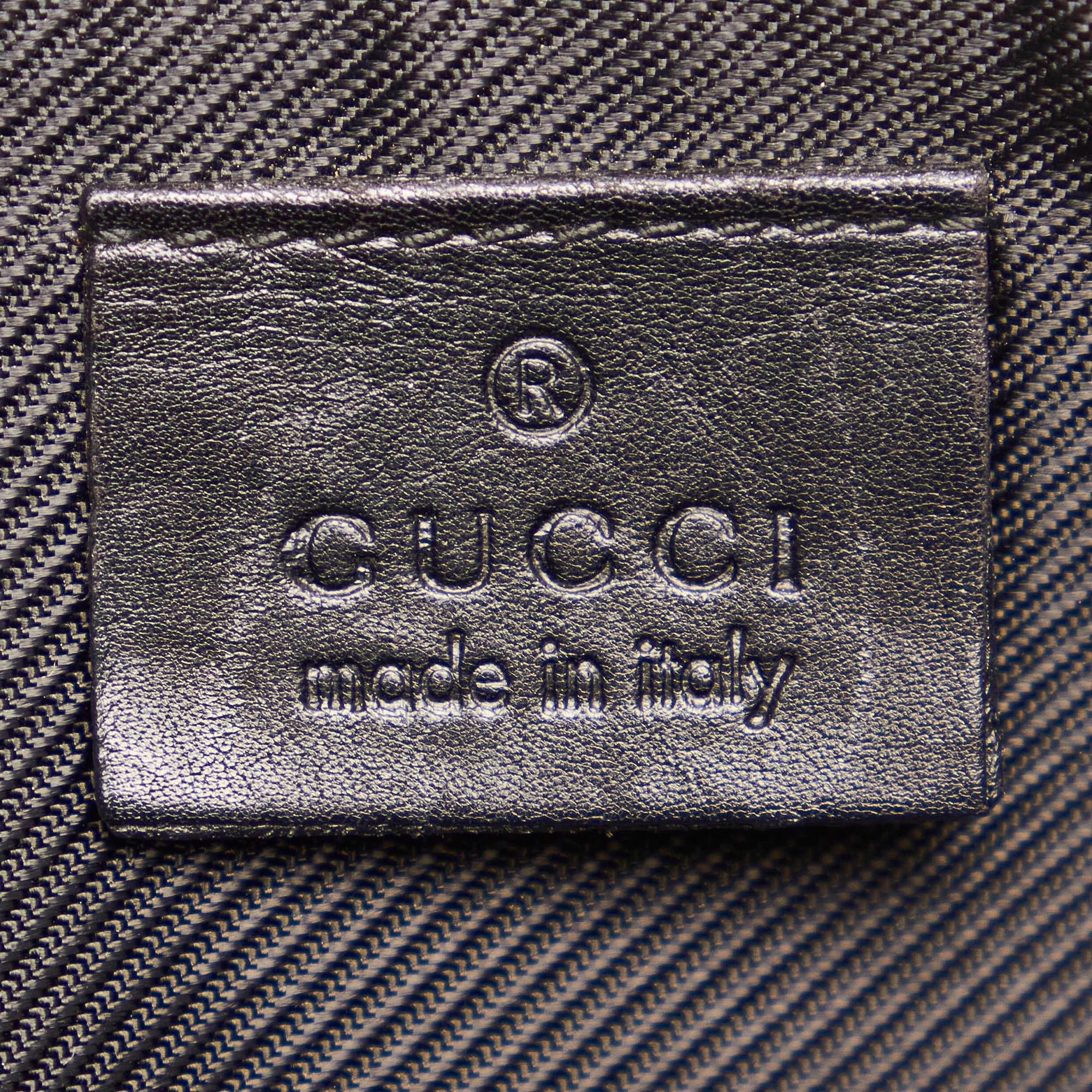 Gucci GG Canvas Boat Baguette (SHG-32409)