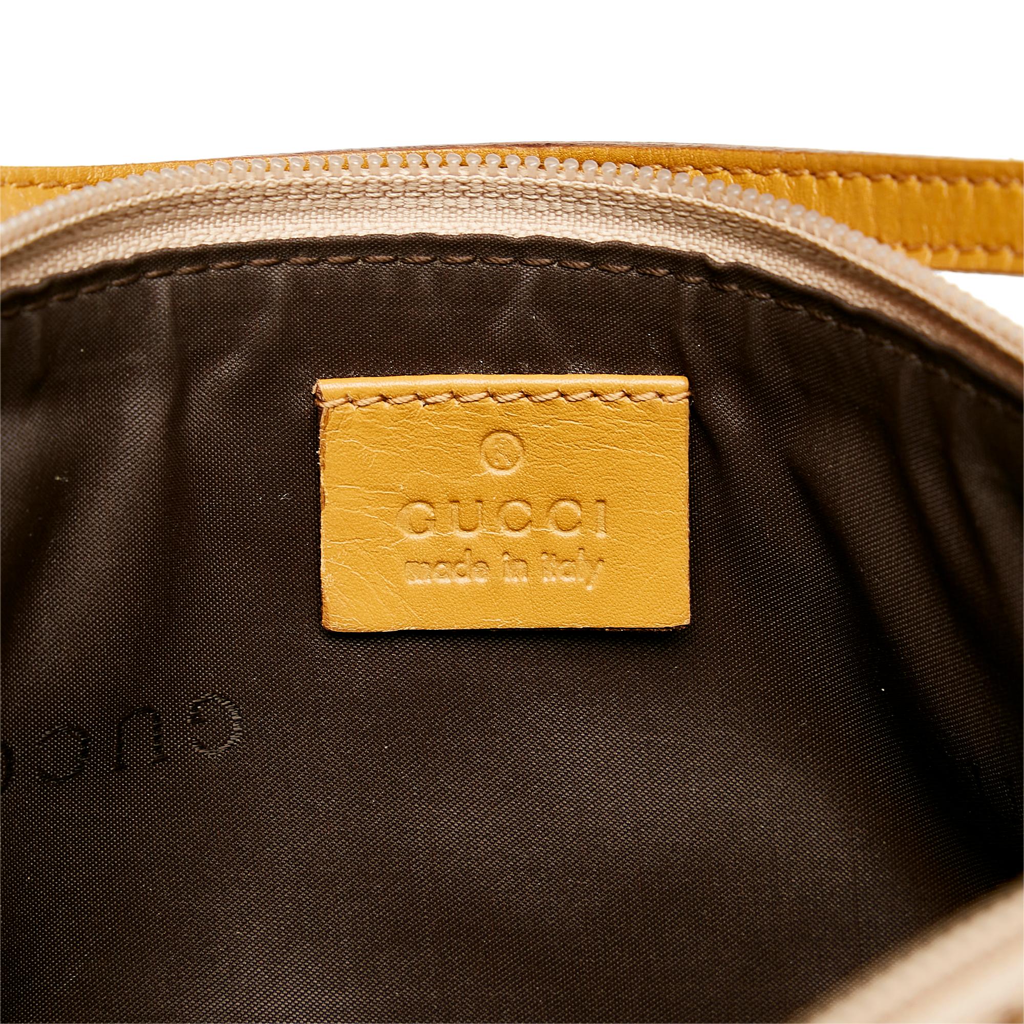 Gucci GG Canvas Boat Baguette (SHG-32547)