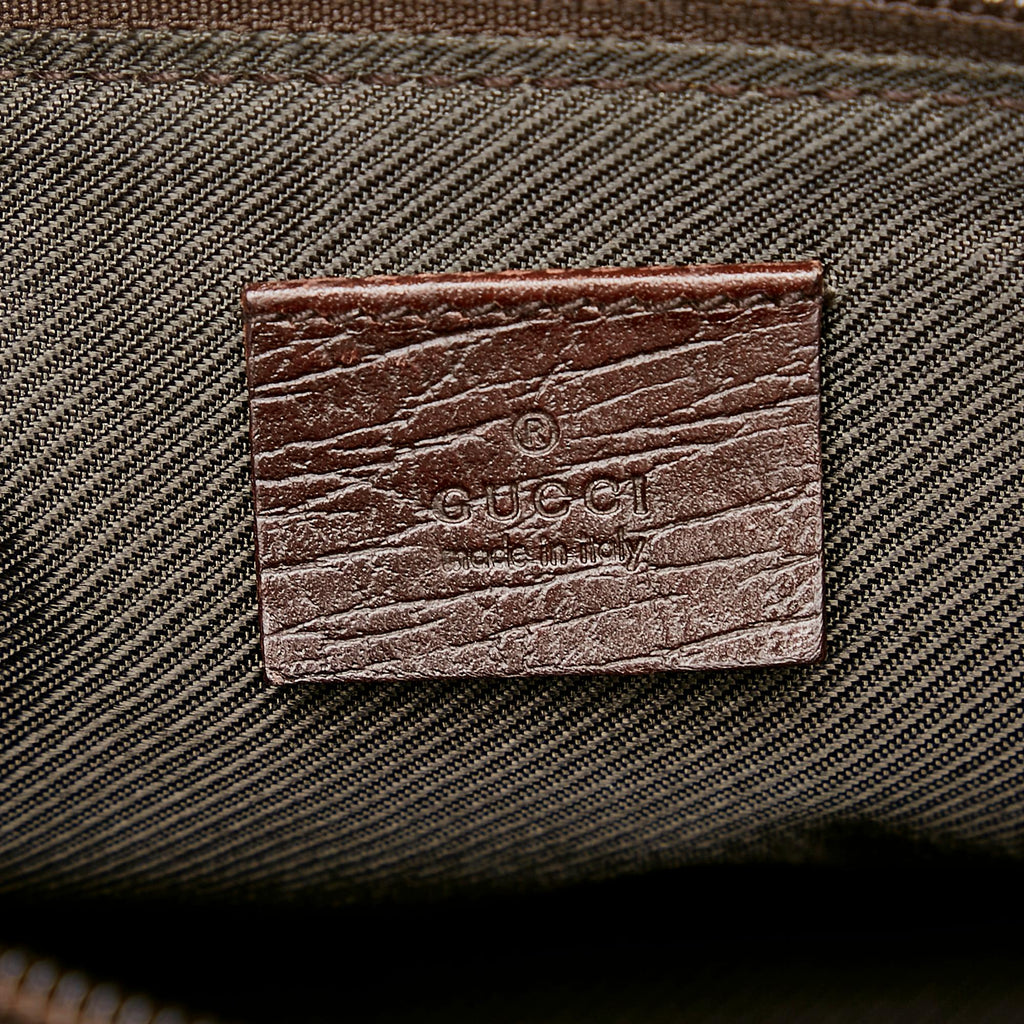 Gucci GG Canvas Boat Baguette (SHG-32757)