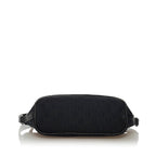 Gucci GG Canvas Boat Baguette (SHG-36569)