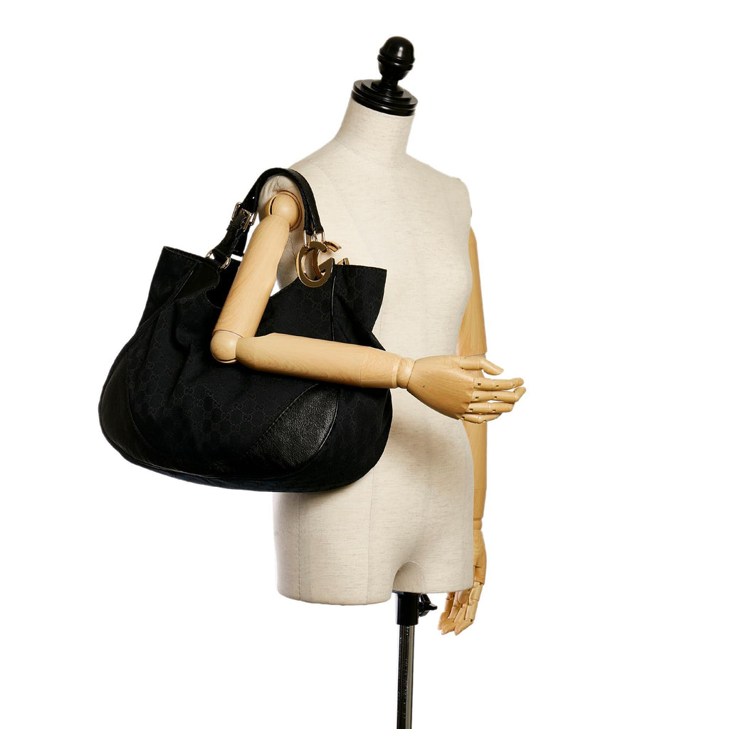 Gucci GG Canvas Charlotte Shoulder Bag (SHG-31412)