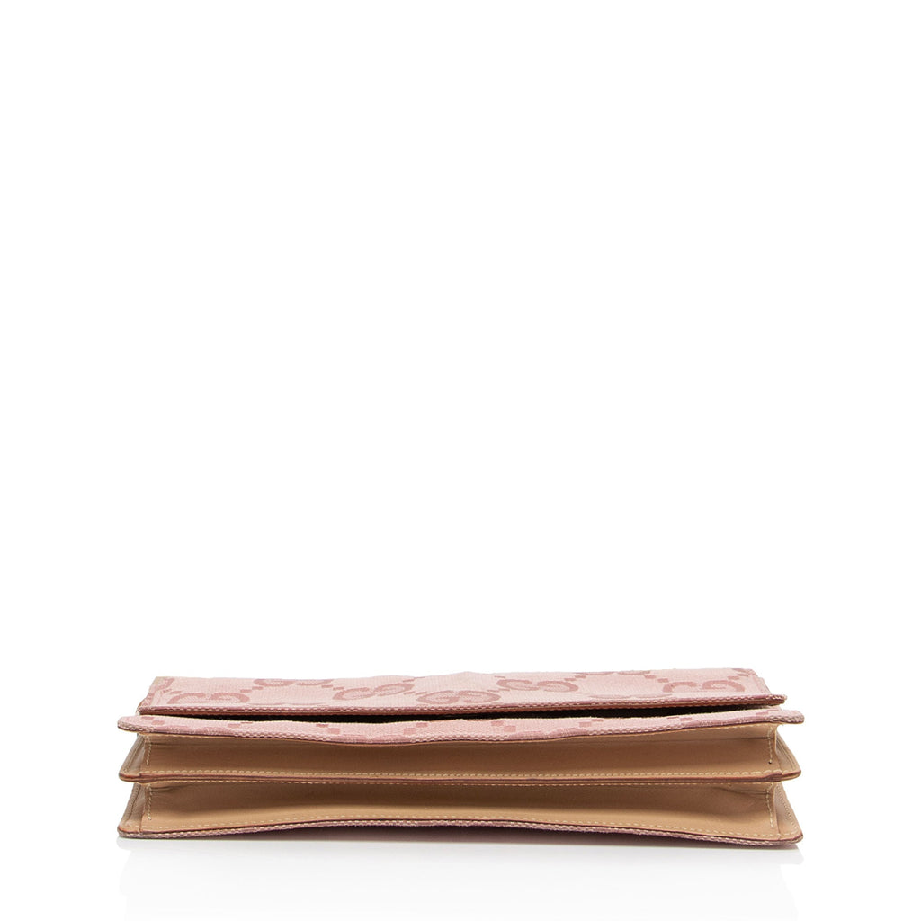Gucci GG Canvas Charm Pochette Flap Bag (SHF-SXf0FO)