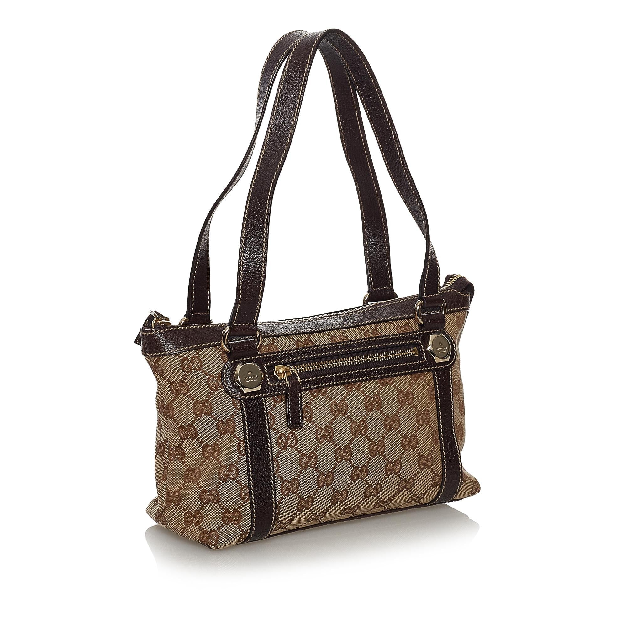 Gucci GG Canvas Charmy Shoulder Bag (SHG-33251)