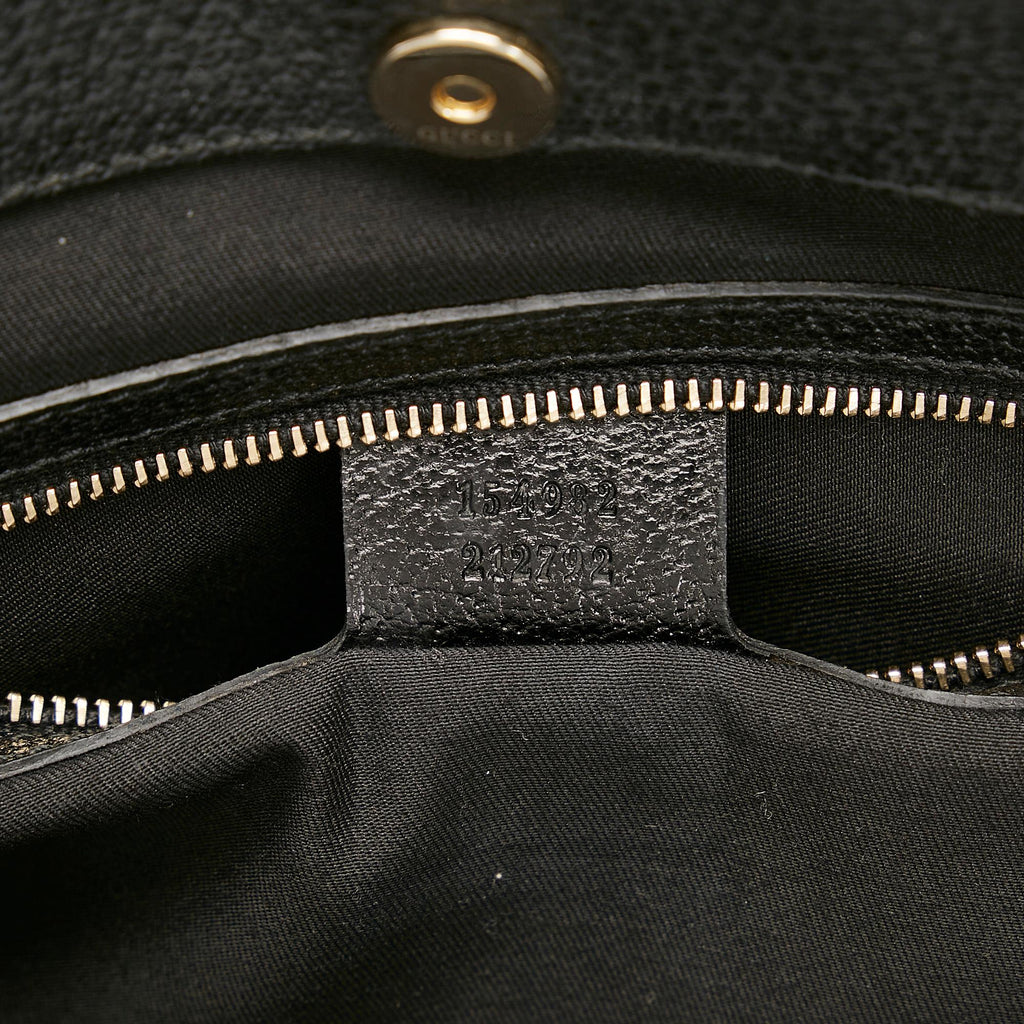 Gucci GG Canvas Charmy Shoulder Bag (SHG-nsmauc)