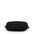 Gucci GG Canvas Classic Pochette (SHF-cCuOk2)