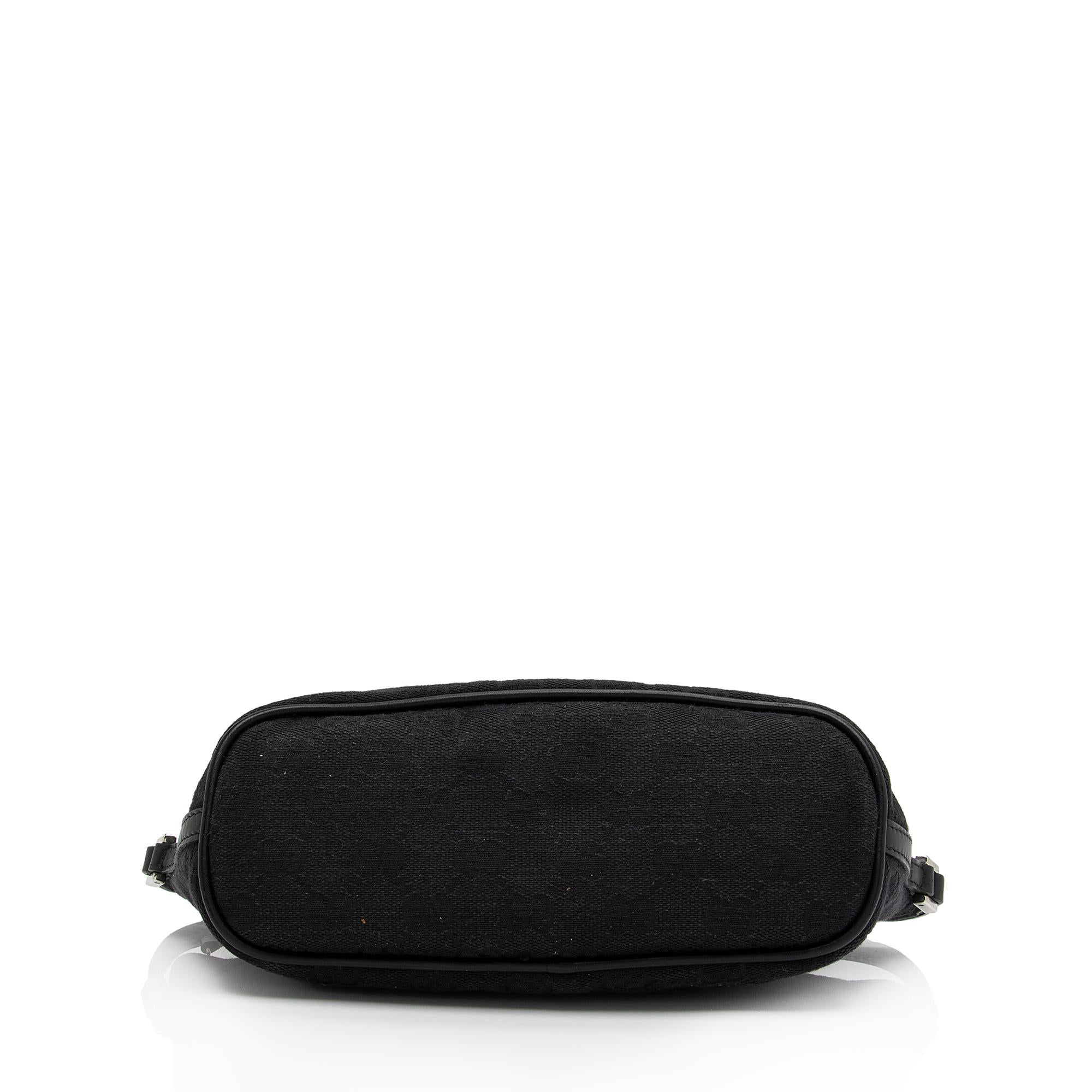 Gucci GG Canvas Classic Pochette (SHF-cCuOk2)