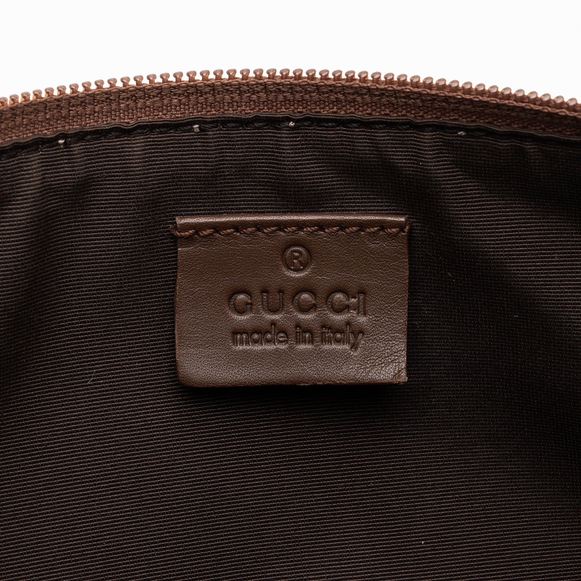 Gucci GG Canvas Classic Pochette (SHF-yWvmJf)