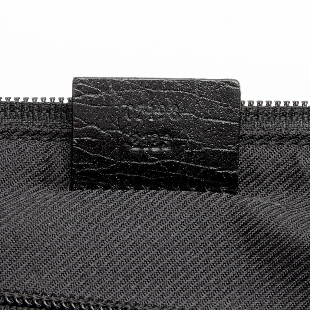 Gucci GG Canvas Classic Pochette (SHF-8YZvvs)