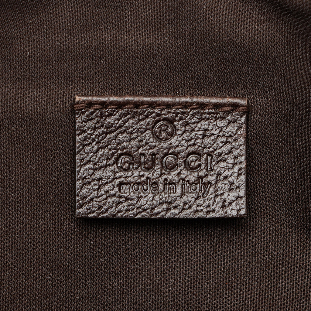 Gucci GG Canvas Classic Pochette (SHF-Z6w8ME)