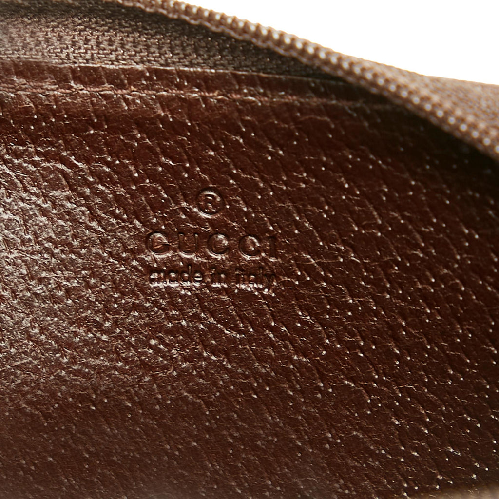 Gucci GG Canvas Coin Pouch (SHG-3y5pqz)