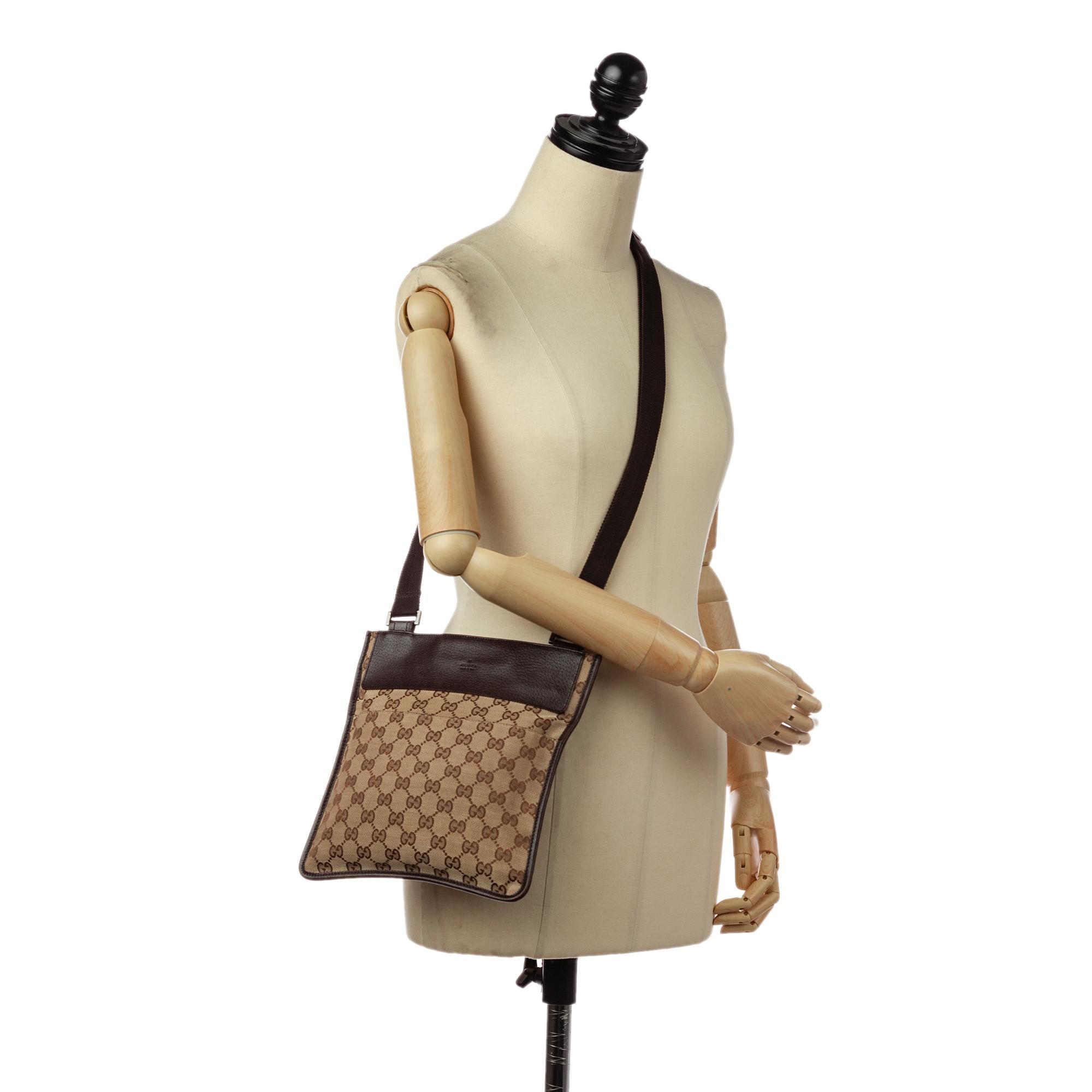 Gucci GG Canvas Crossbody Bag (SHG-31457)