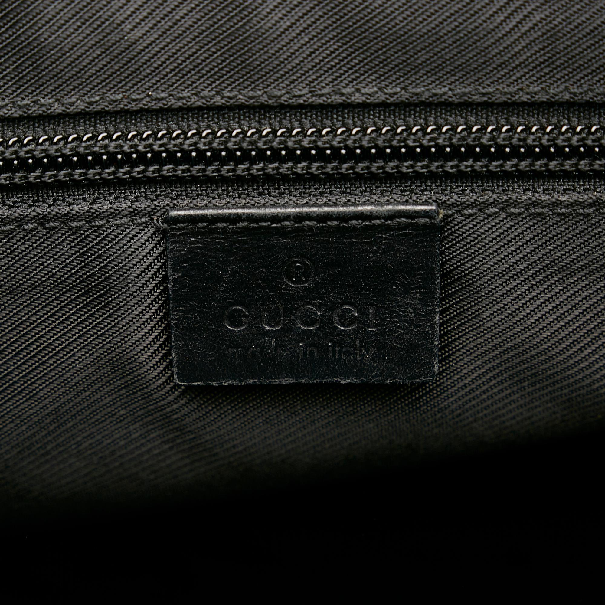 Gucci GG Canvas Crossbody Bag (SHG-z4ByfH)