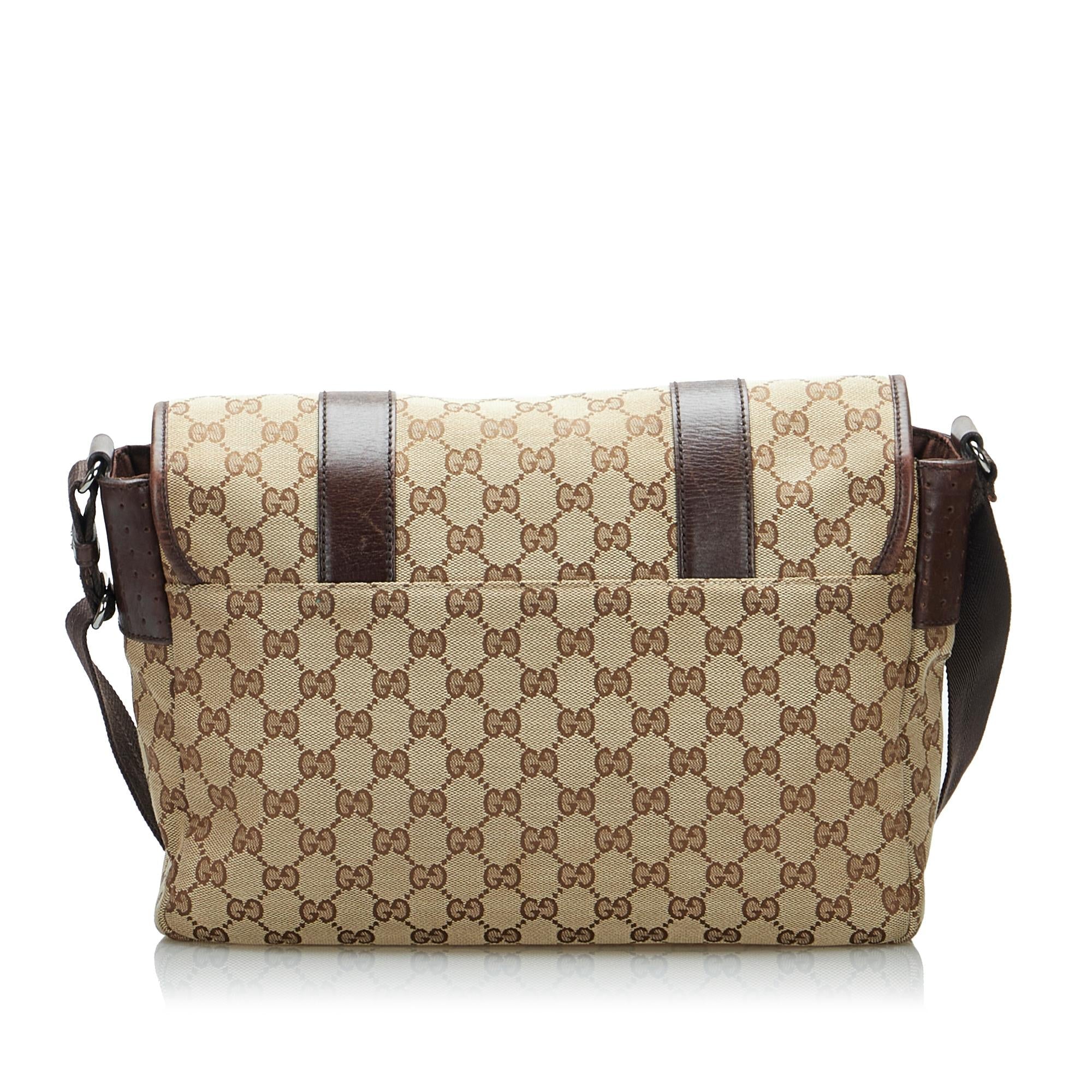 Gucci GG Canvas Crossbody Bag (SHG-p3fMmd)