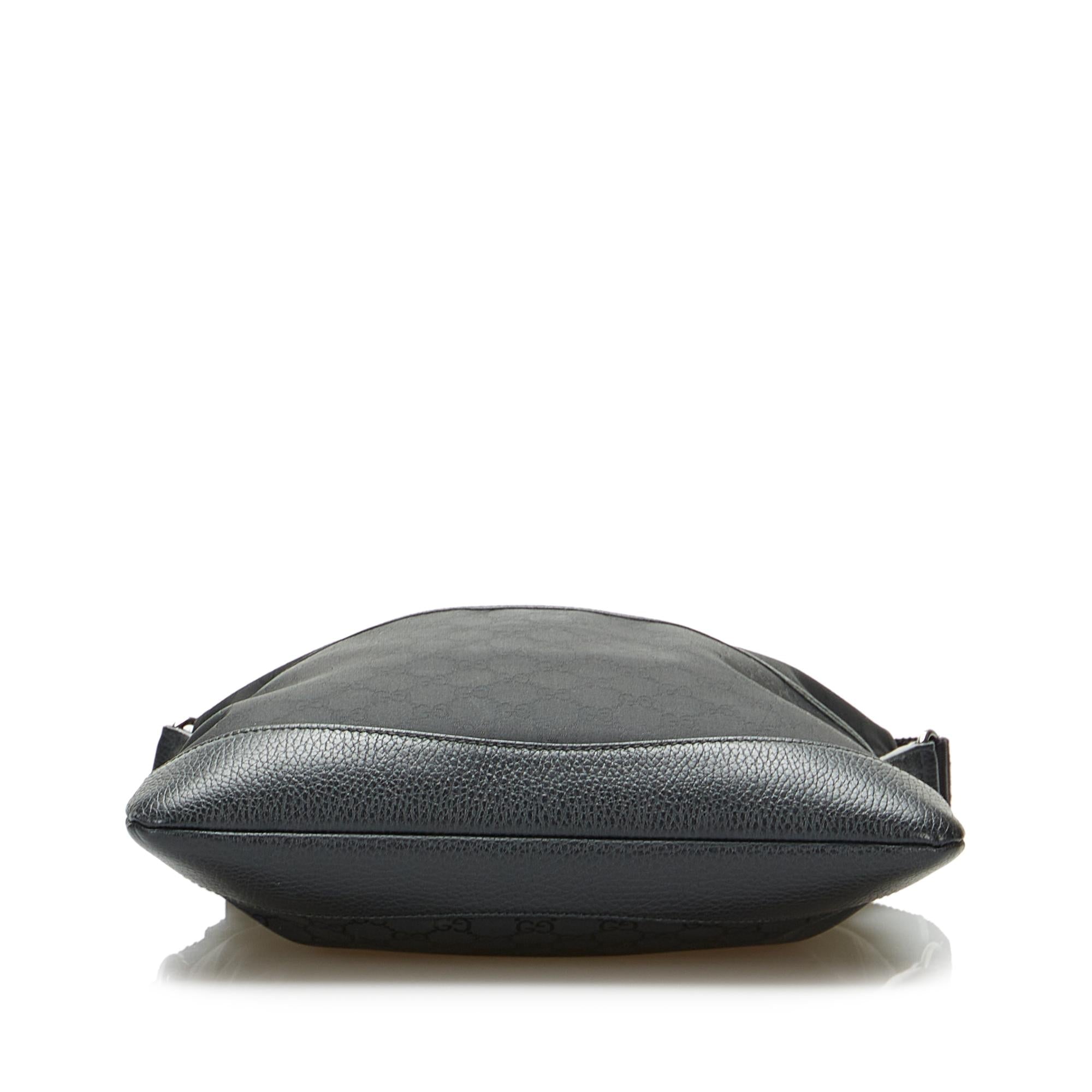 Gucci GG Canvas Crossbody Bag (SHG-W1nKpI)