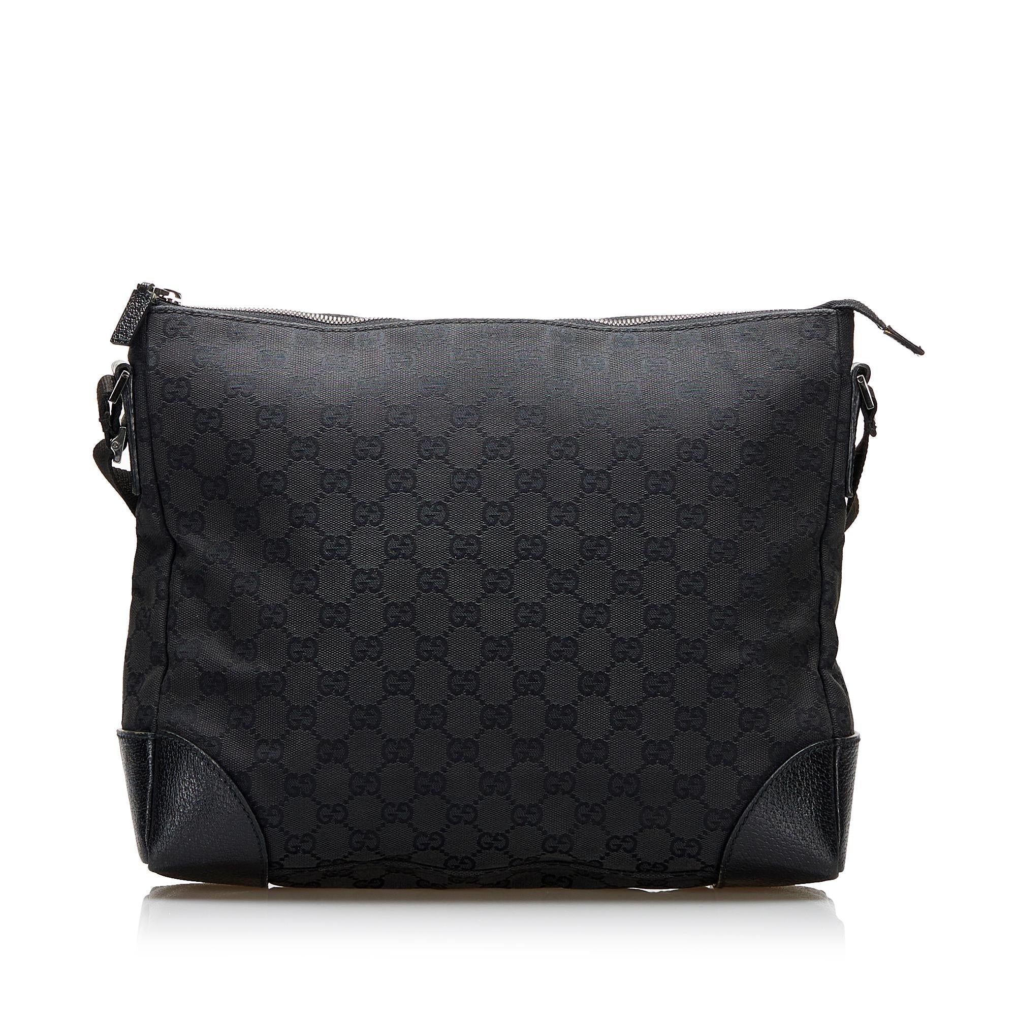 Gucci GG Canvas Crossbody Bag (SHG-OTTZxX)