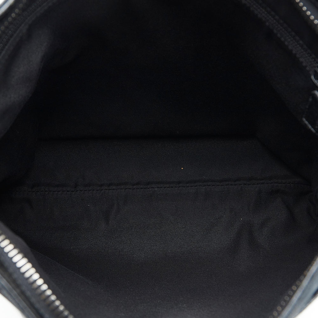 Gucci GG Canvas Crossbody Bag (SHG-nqFUgN)