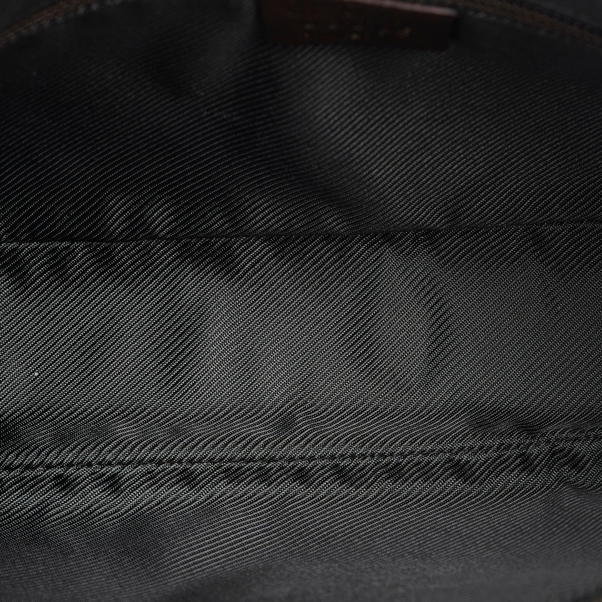 Gucci GG Canvas Crossbody (SHG-huROyb)