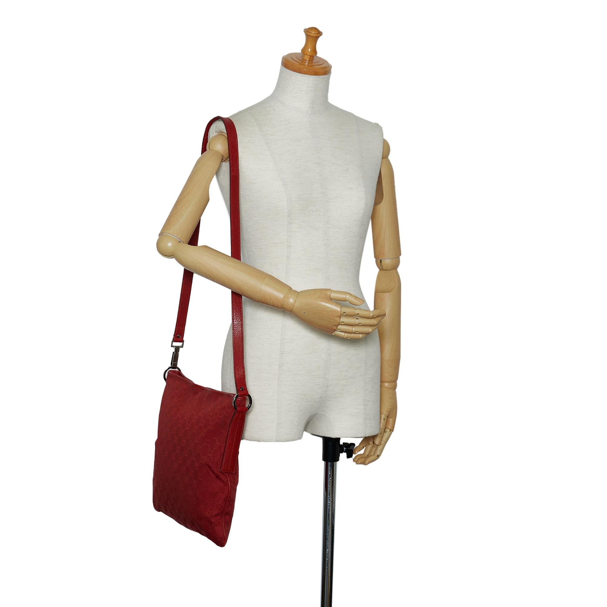 Gucci GG Canvas Crossbody (SHG-cjySE3)