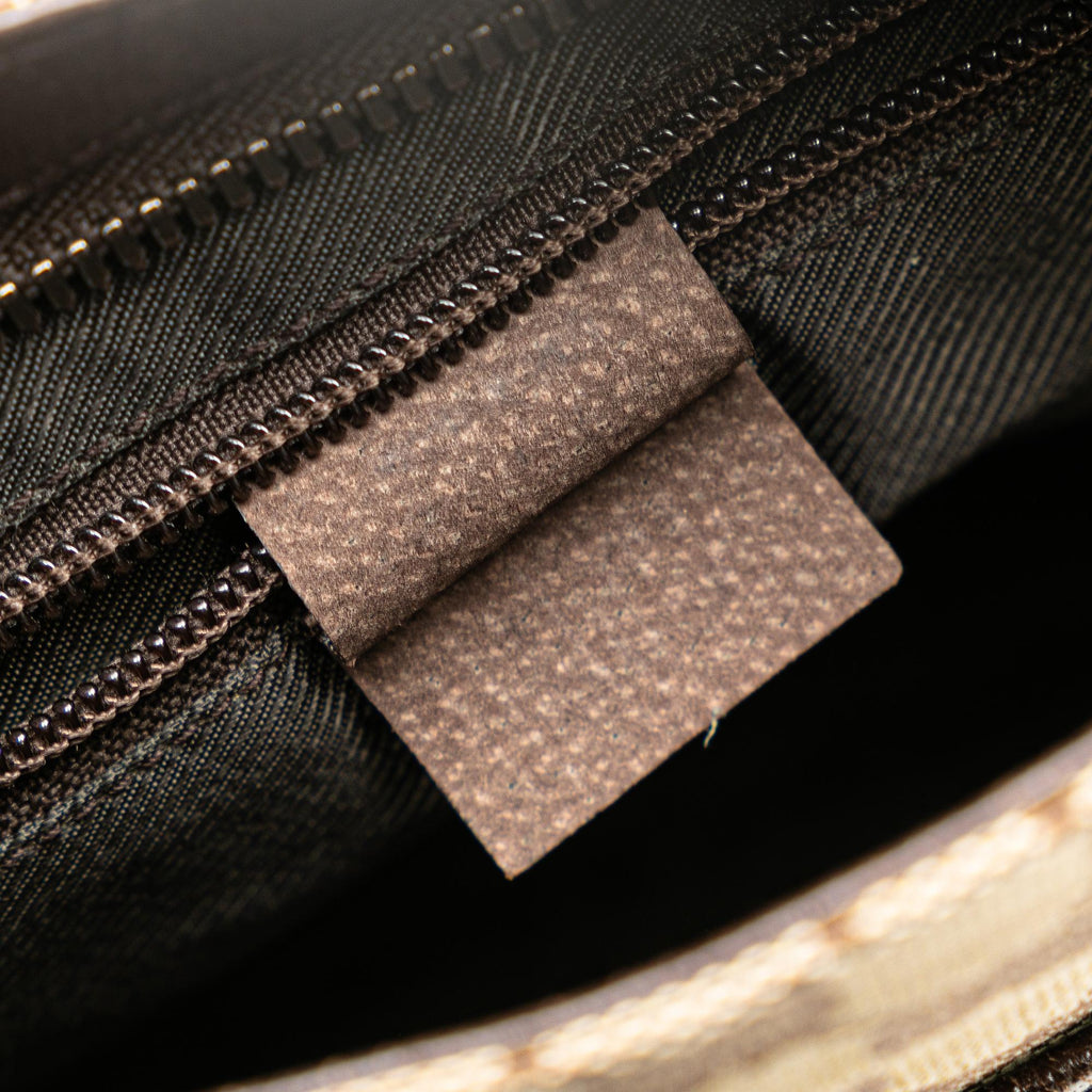Gucci GG Canvas Crossbody (SHG-U0REPR)