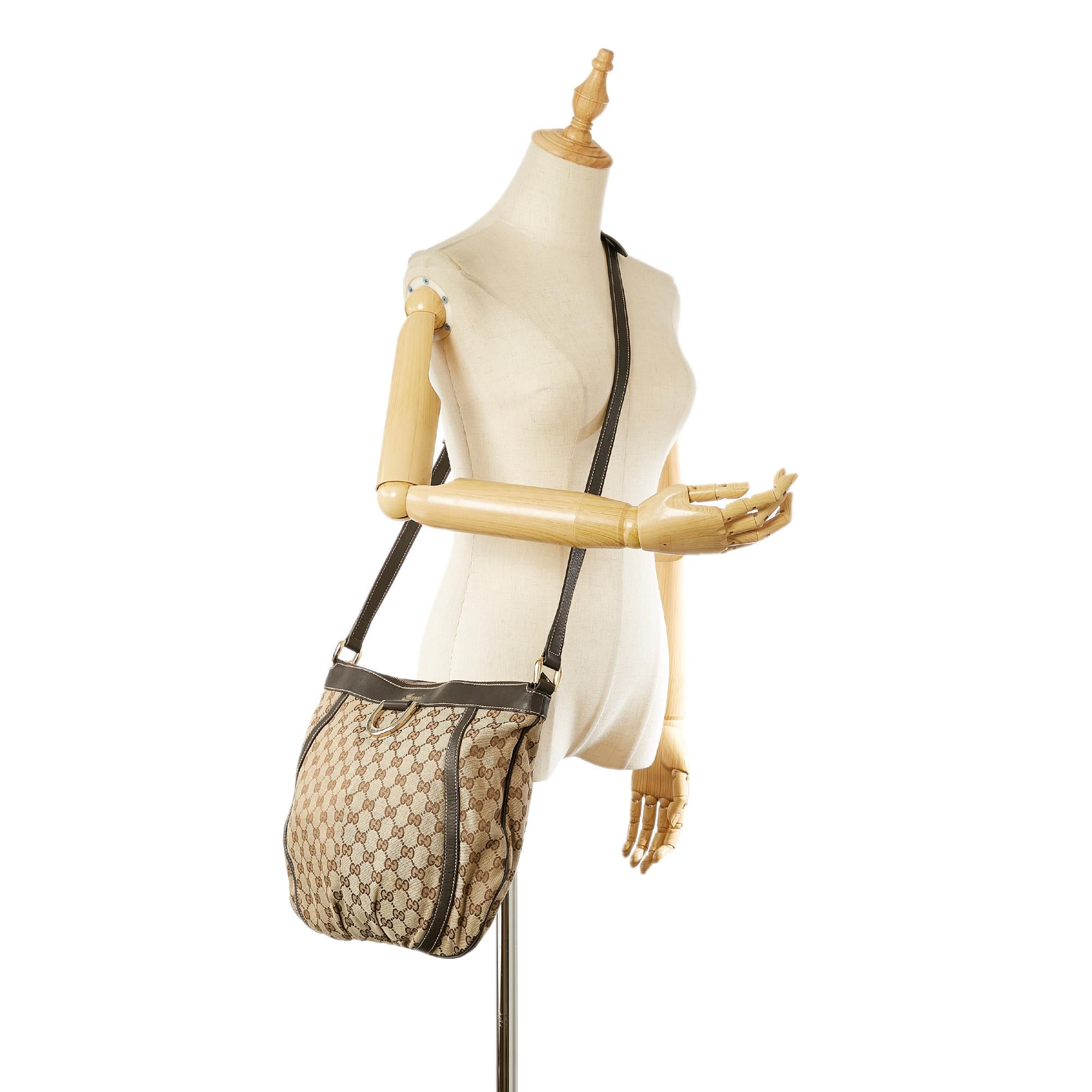 Gucci GG Canvas D-Ring Crossbody Bag (SHG-31956)