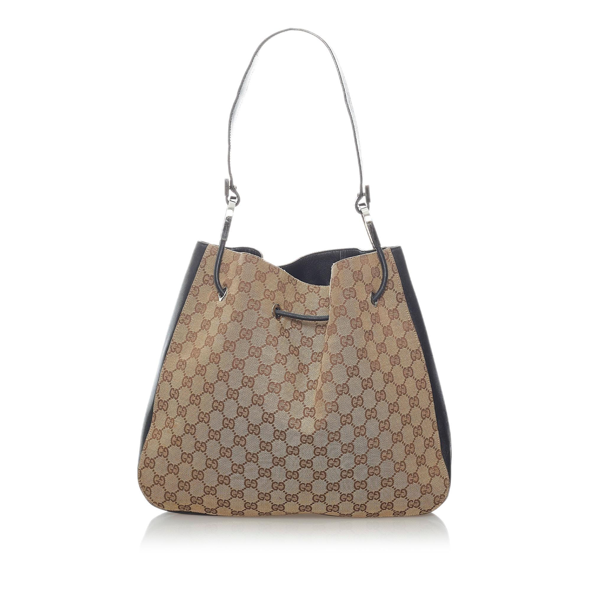 Gucci GG Canvas Drawstring Shoulder Bag (SHG-32073)