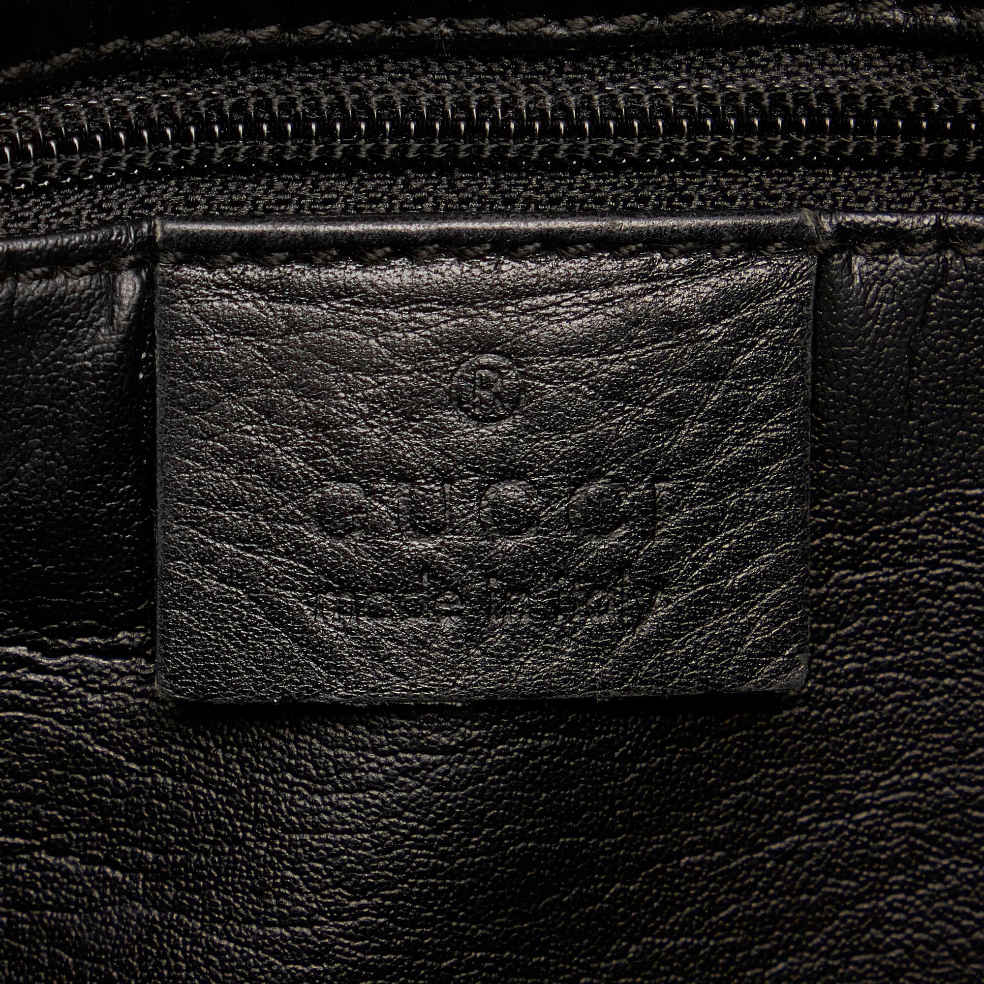 Gucci GG Canvas Drawstring Shoulder Bag (SHG-32073)