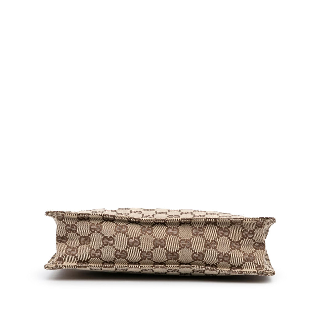 Gucci GG Canvas Eclipse Crossbody Bag (SHG-4xXzS6)