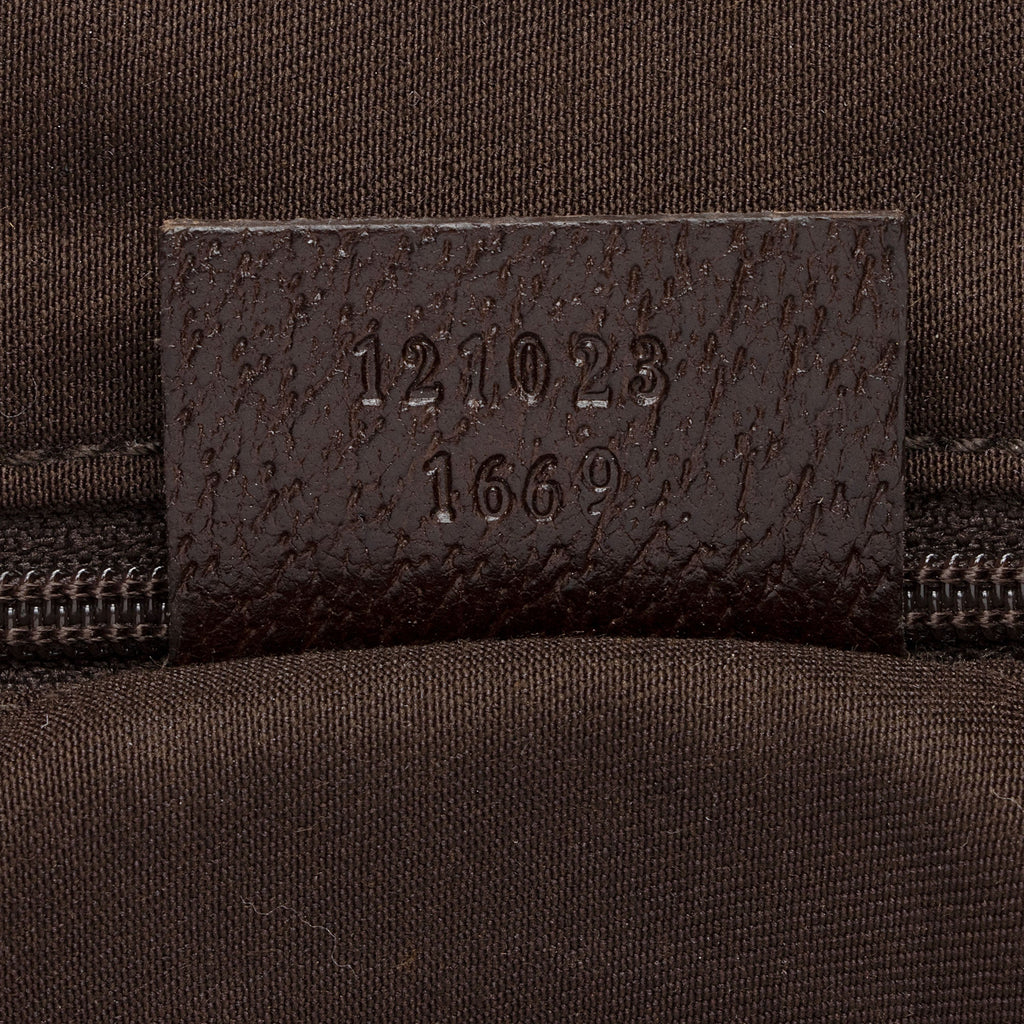 Gucci GG Canvas Eclipse Medium Shoulder Bag (SHF-YMoOGb)