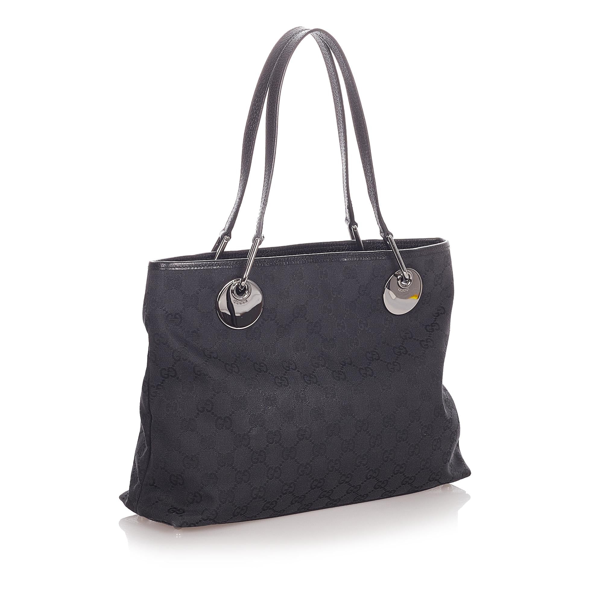 Gucci GG Canvas Eclipse Shoulder Bag (SHG-23928)