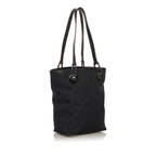 Gucci GG Canvas Eclipse Shoulder Bag (SHG-28440)