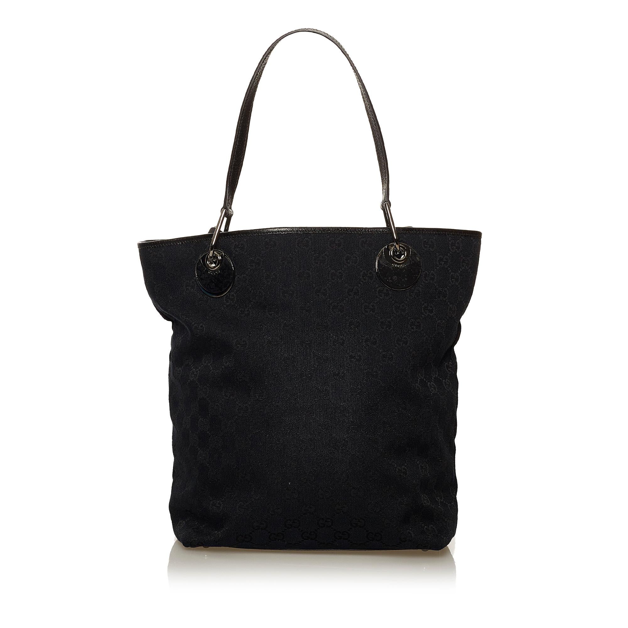 Gucci GG Canvas Eclipse Shoulder Bag (SHG-29035)