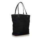 Gucci GG Canvas Eclipse Shoulder Bag (SHG-29035)