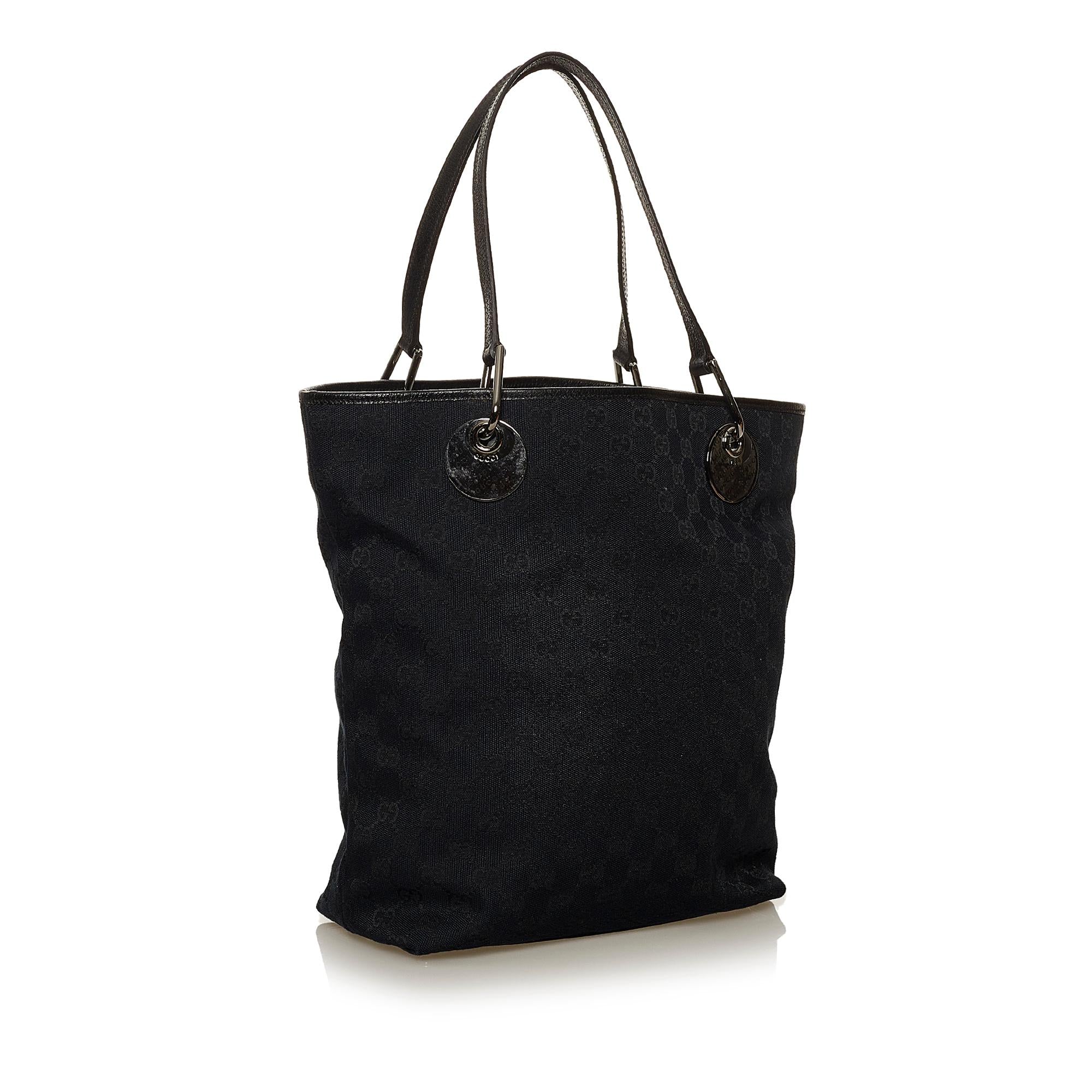 Gucci GG Canvas Eclipse Shoulder Bag (SHG-29035)
