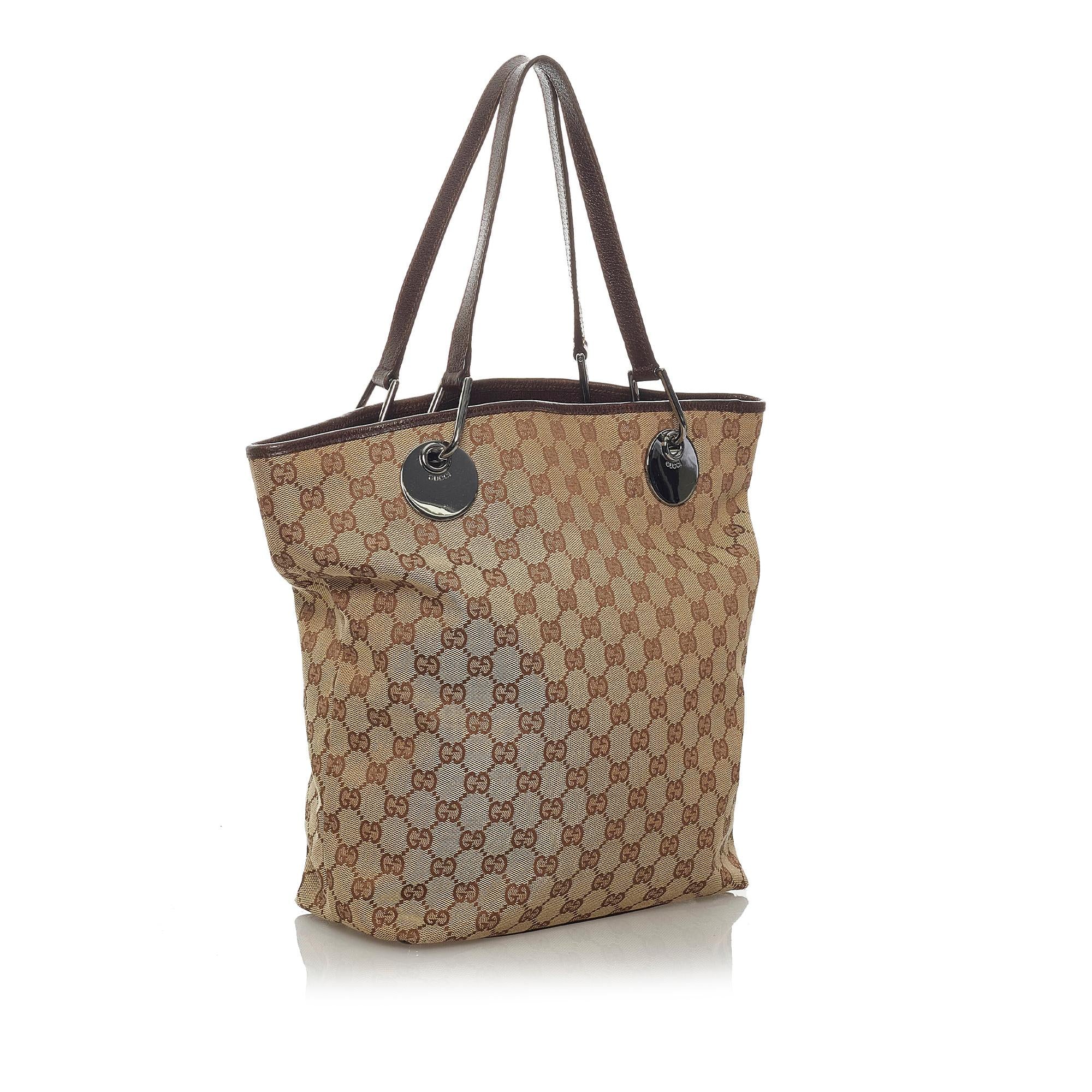 Gucci GG Canvas Eclipse Shoulder Bag (SHG-29186)