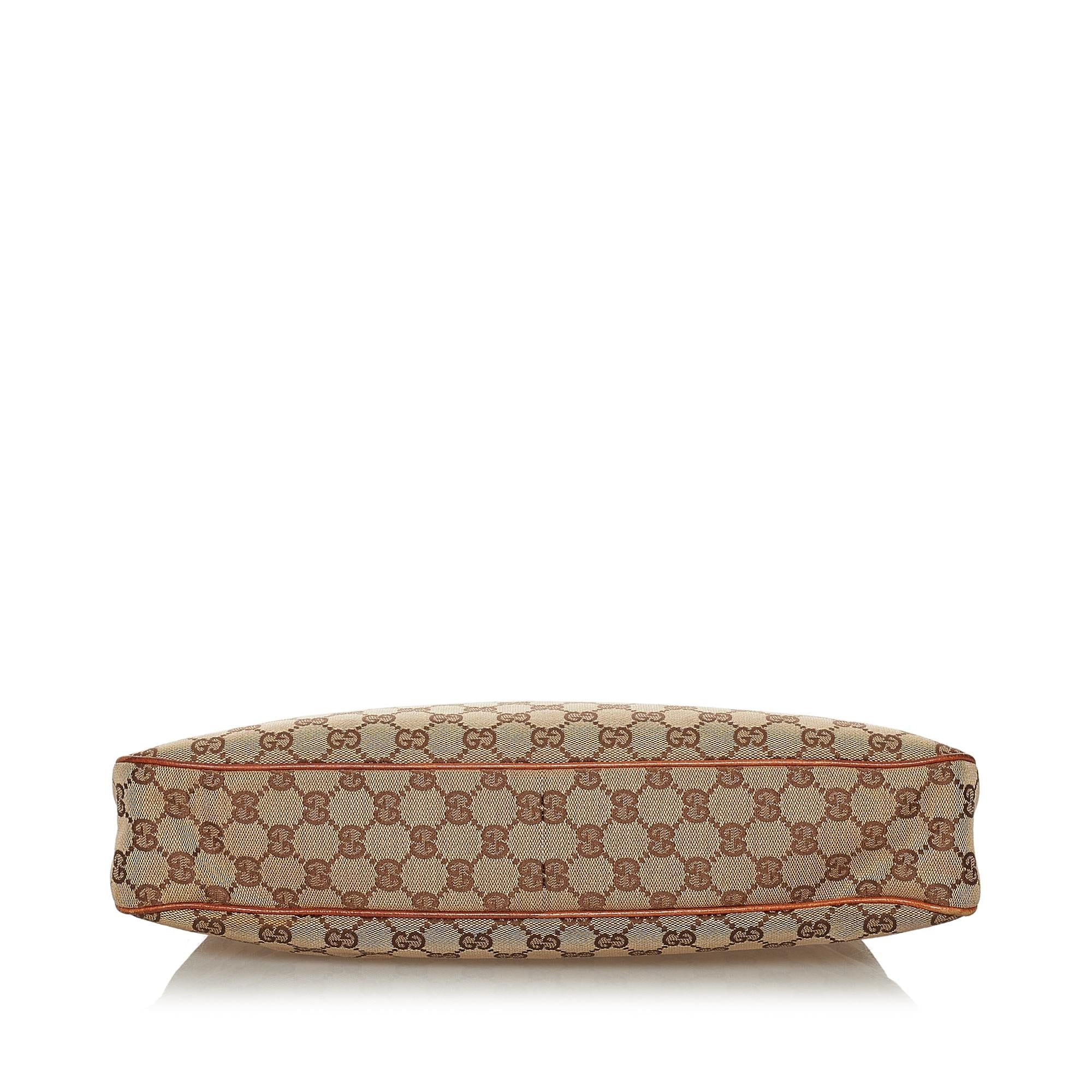 Gucci GG Canvas Eclipse Shoulder Bag (SHG-29205)
