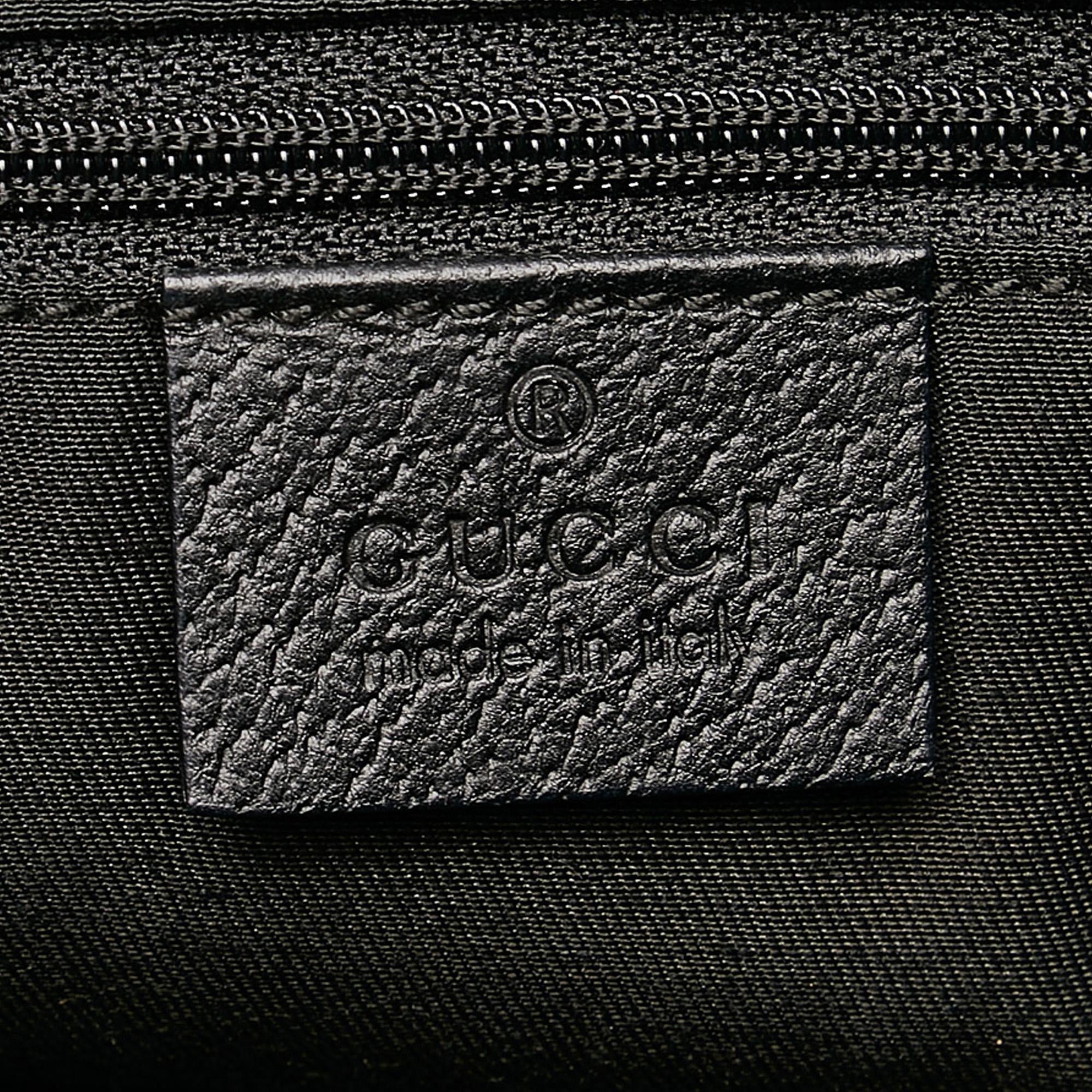 Gucci GG Canvas Eclipse Shoulder Bag (SHG-31044)