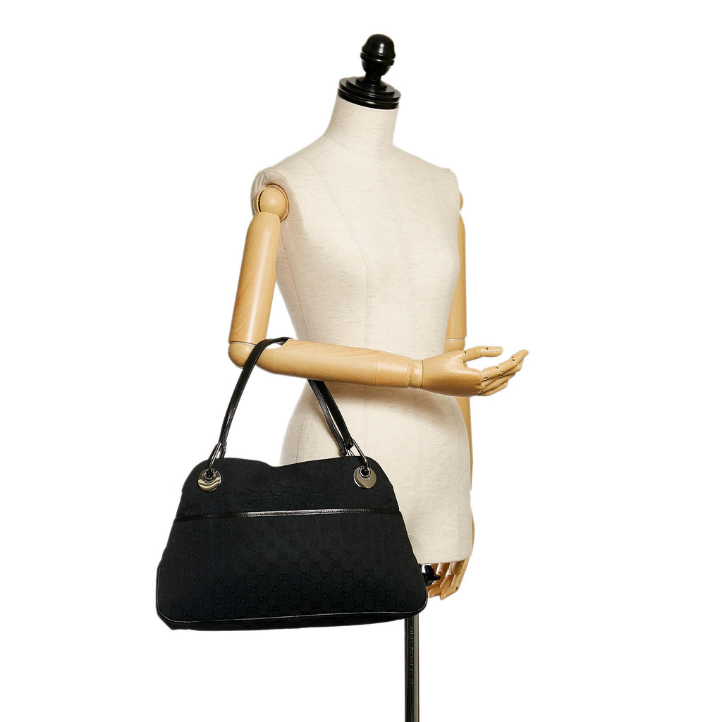 Gucci GG Canvas Eclipse Shoulder Bag (SHG-31160)