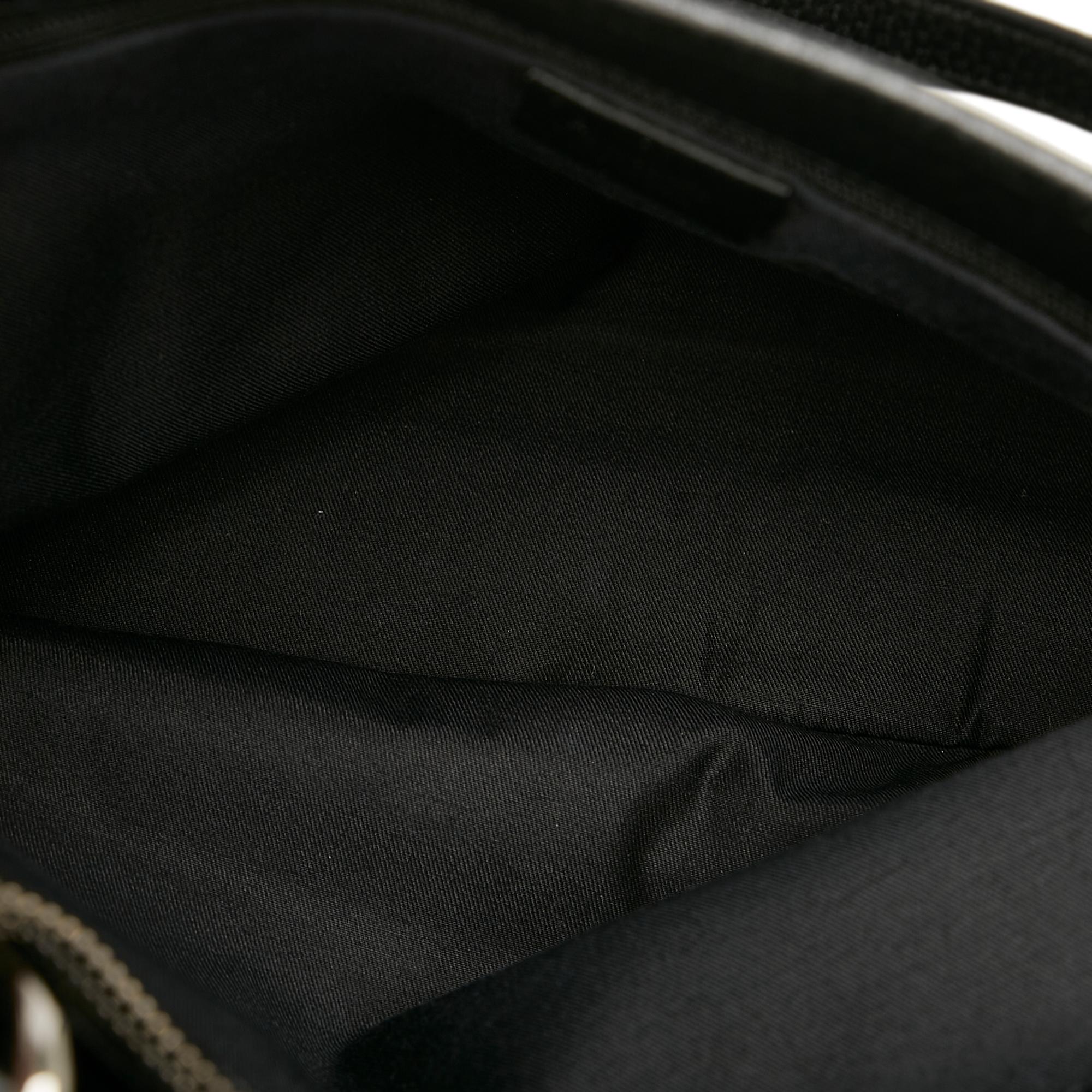 Gucci GG Canvas Eclipse Shoulder Bag (SHG-31969)